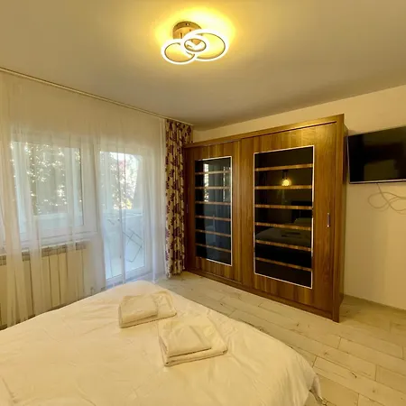 Apartament Sea & *